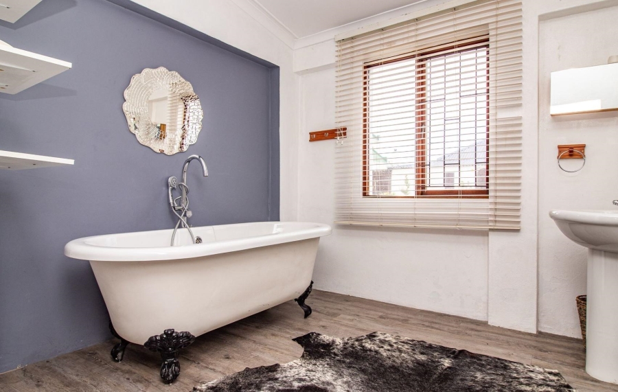 3 Bedroom Property for Sale in Gansbaai Central Western Cape